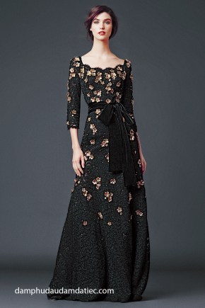 dam da tiec ren co thuyen tay lung