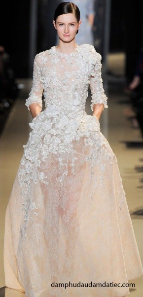 dam da tiec trang dap ren noi sang trong noi bat