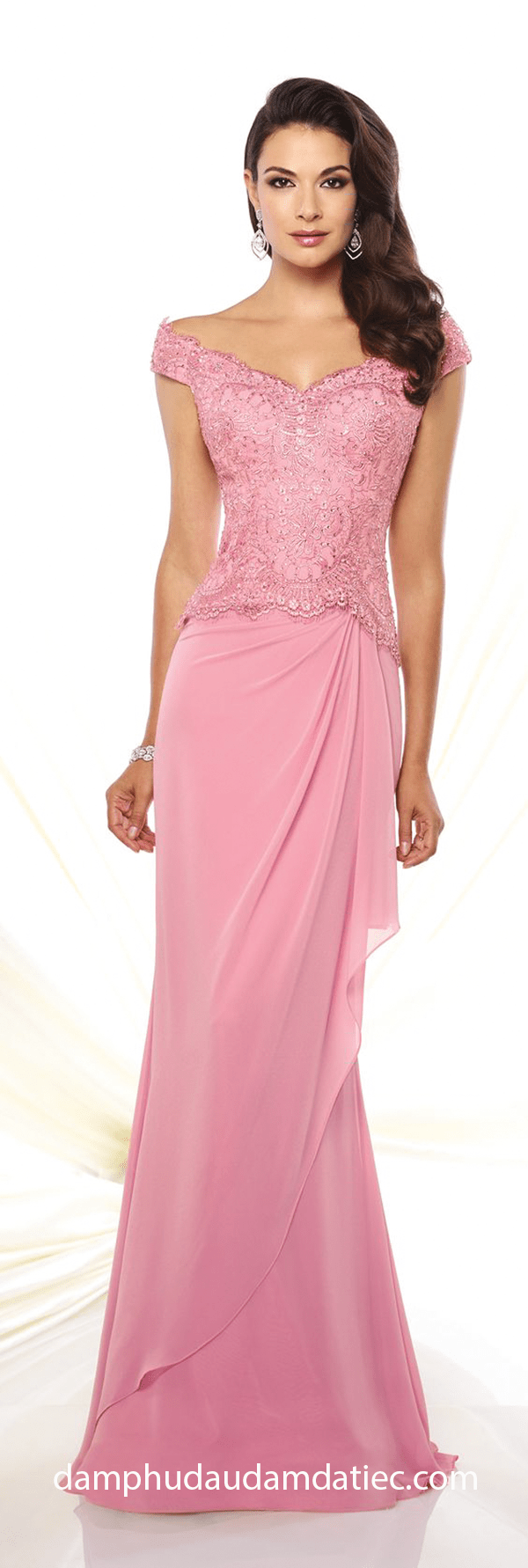 dam da tiec dang dai cho me co dau mau xanh hong 