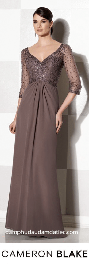 dam da tiec dang dai cho me co dau mau xanh be