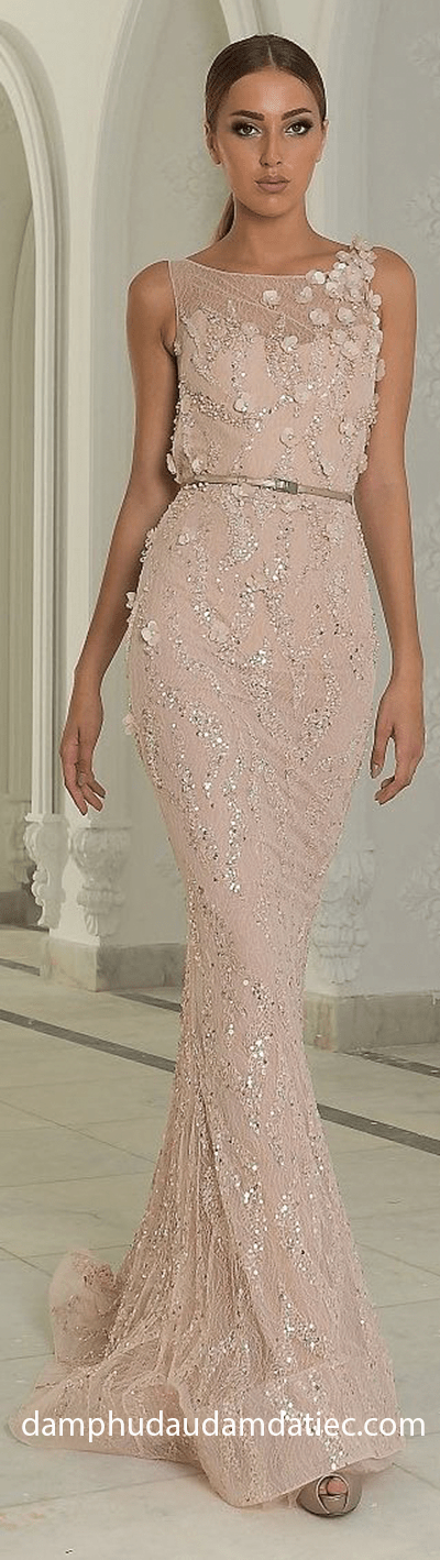 dam da tiec duoi ca dang da mau hong cam dinh da