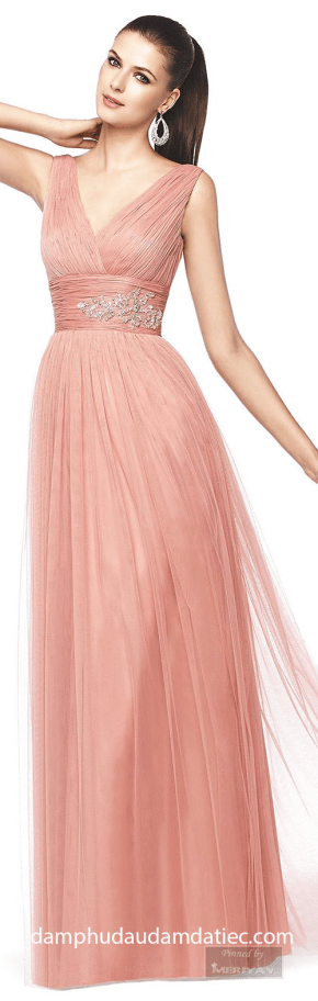 dam da tiec dang dai co v mau hong cam