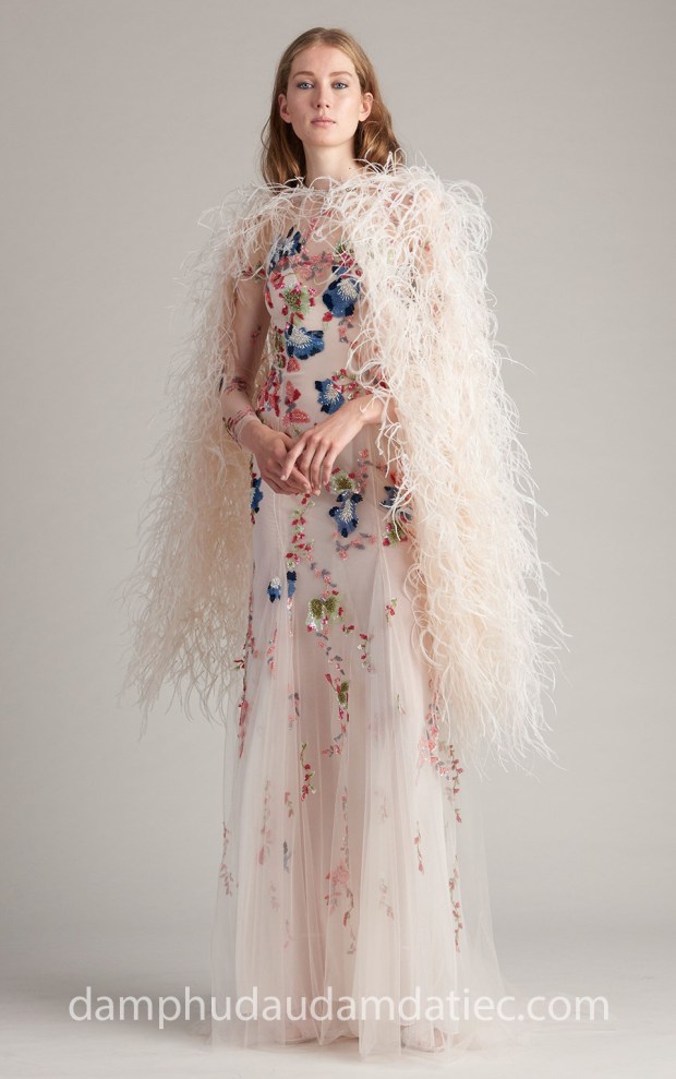 dam da tiec cong chua Monique-Lhuillier-Resort-18-34 dia chi may dam da tiec dep sai gon ao cuoi cao cap meera meera fashion concept