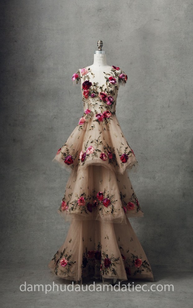 may đầm dạ hội đẹp tp hcm đầm dạ hội xếp tầng Marchesa 2018 địa chỉ may đầm dạ tiệc đẹp Sài Gòn xưởng áo cưới Meera Meera Fashion Concept