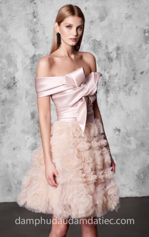 xưởng may đầm dạ tiệc dạ hội đẹp tp hcm sài gòn áo cưới meera meera bridal Marchesa Notte Resort 2018 LOOK_16