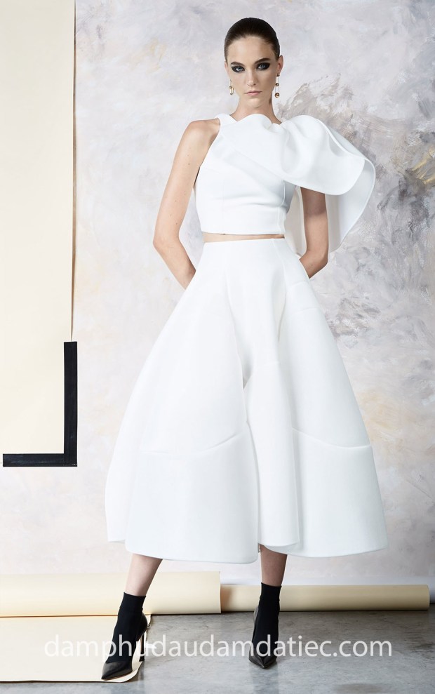 xưởng may đầm dạ tiệc dạ hội đẹp áo cưới meera meera fashion concept Maticevski-Fall-2018-RTW-34