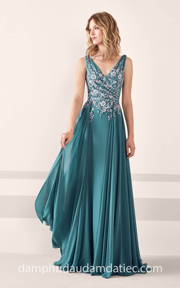 ao cuoi meera meera fashion concept may vay cuoi dep Pronovias Cocktail 2018 Jessica