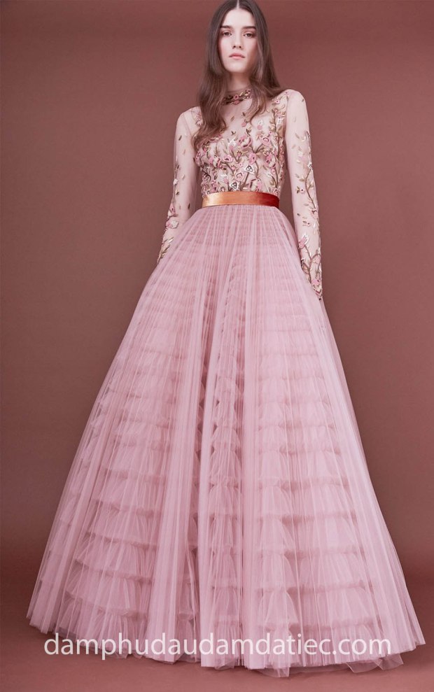 dam da hoi xep tang cong chua J.Mendel PreFall 2018 Prinsis may ao cuoi dep tp hcm meera meera bridal