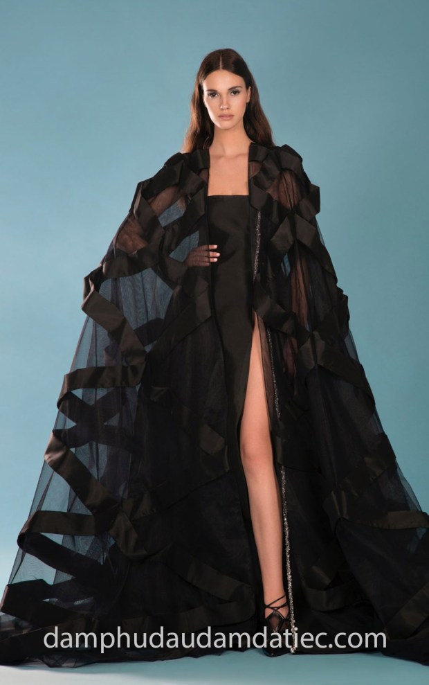 may dam da tiec dep tp hcm sai gon ao cuoi meera meera GEORGES-HOBEIKA-Resort-2019-Look8b