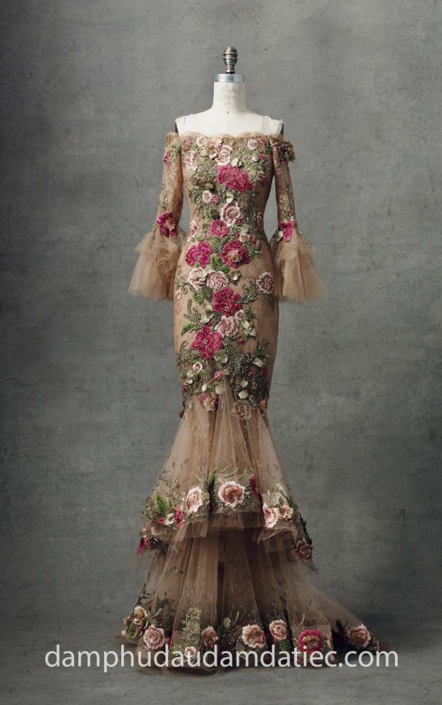 dam da hoi dep an tuong long lay MARCHESA Fall 2018-Look 11 may vay cuoi dep tp hcm sai gon meera meera fashion concept