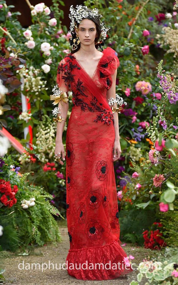 may ao cuoi dep dam da tiec da hoi tp hcm sai gon meera meera fashion concept Rodarte SS 2018 046