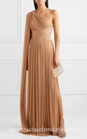 dam da tiec cape lech vai xe ta chanh sa