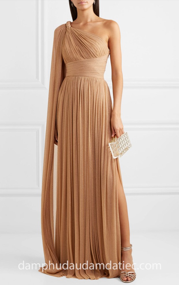 dam da tiec cape lech vai xe ta chanh sa