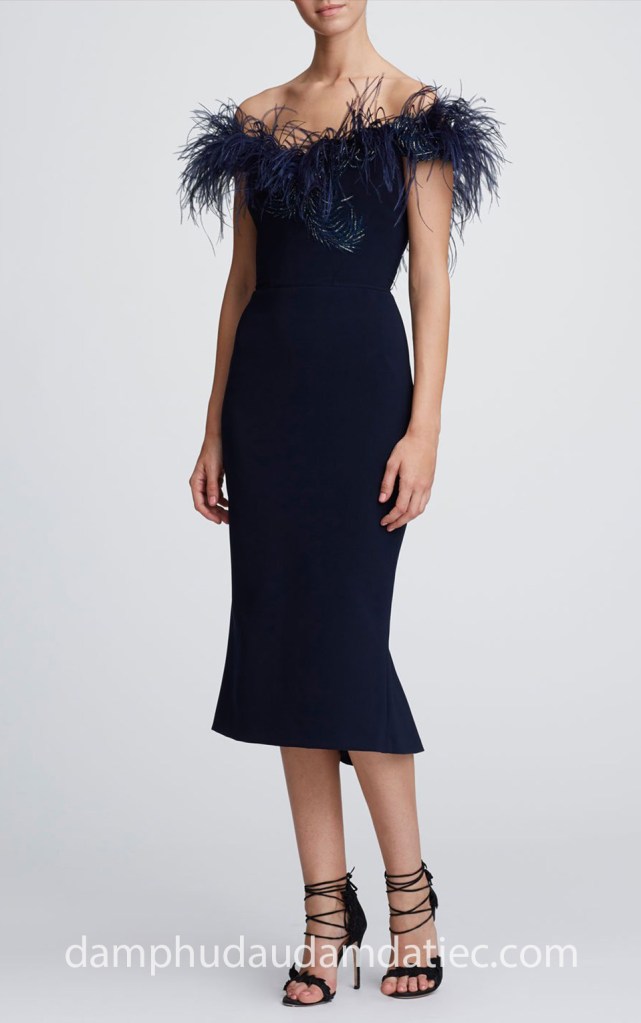 Đầm dạ tiệc cocktail đính lông vũ